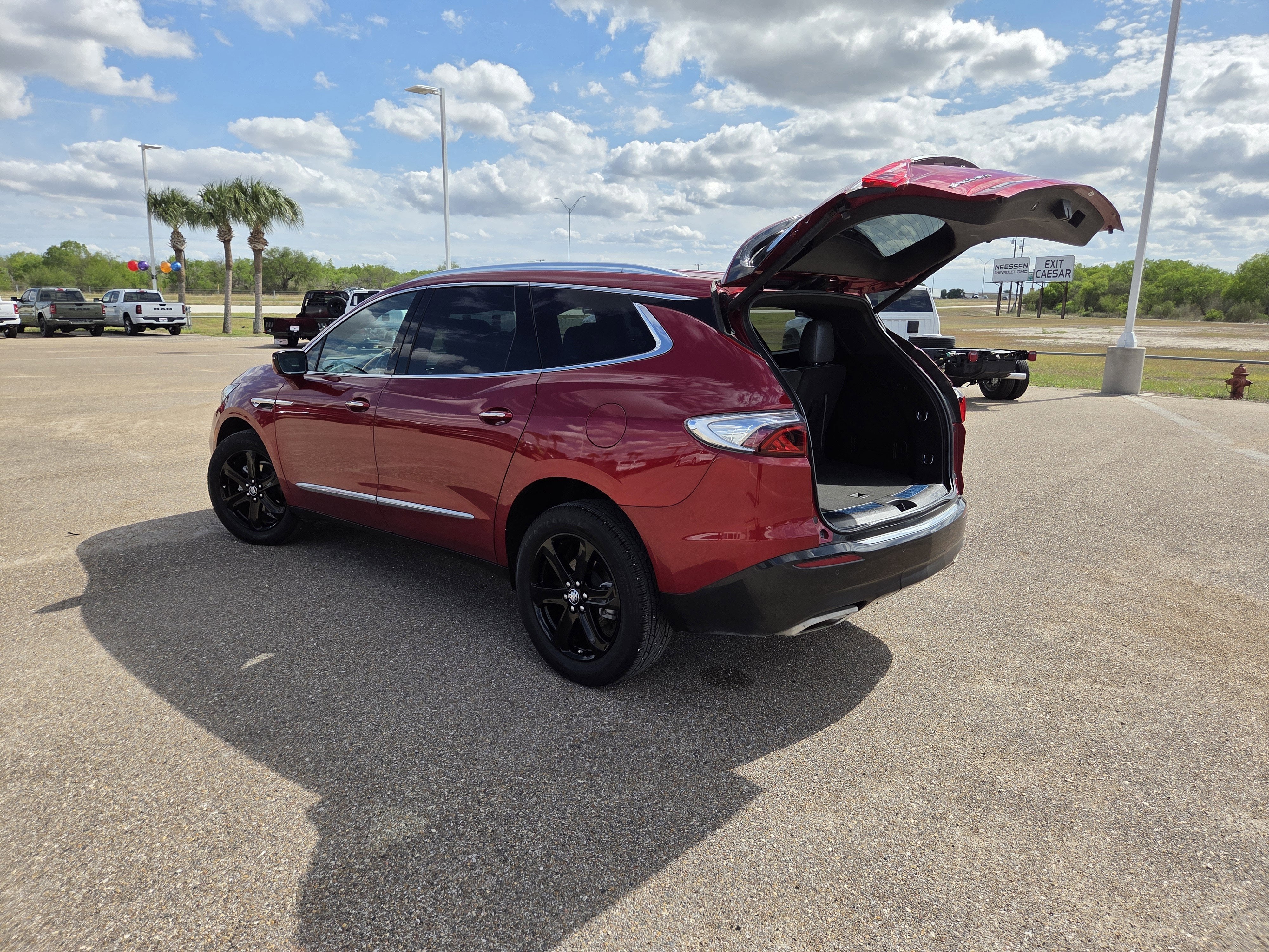 2023 Buick Enclave Essence