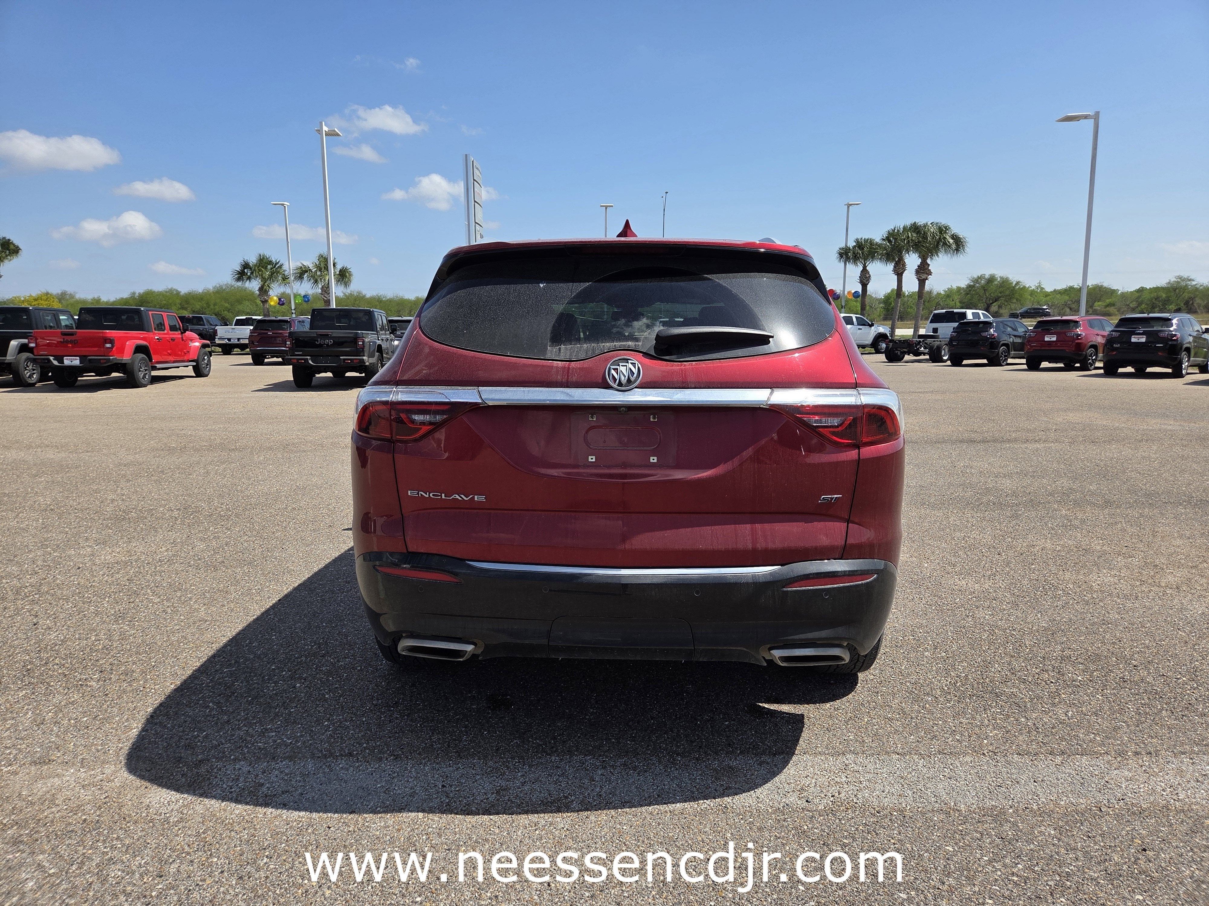 2023 Buick Enclave Essence