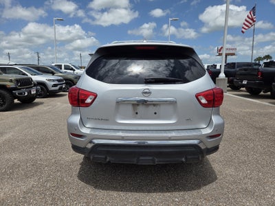 2019 Nissan Pathfinder SV