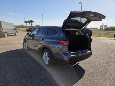 2023 Toyota Highlander LE