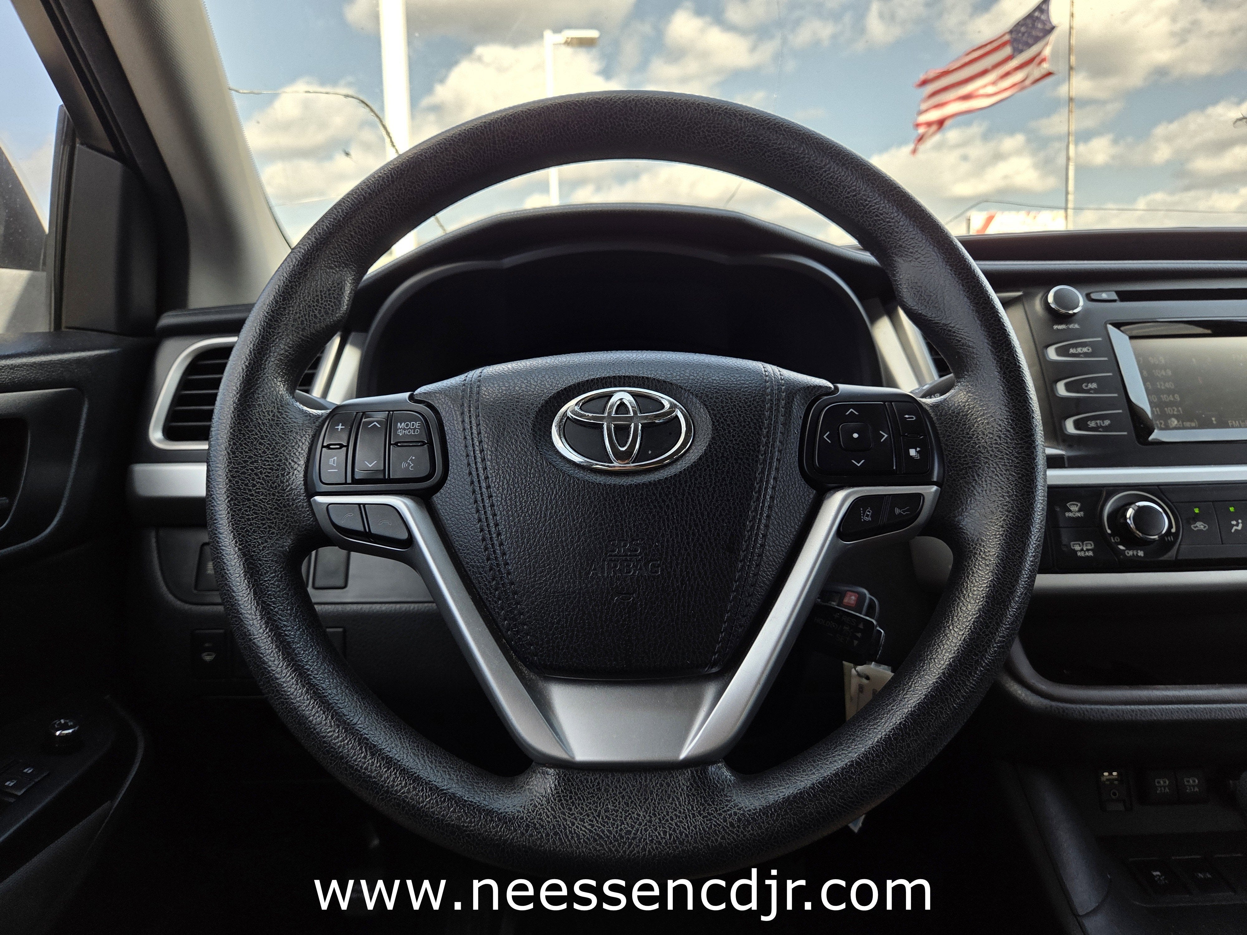 2018 Toyota Highlander LE