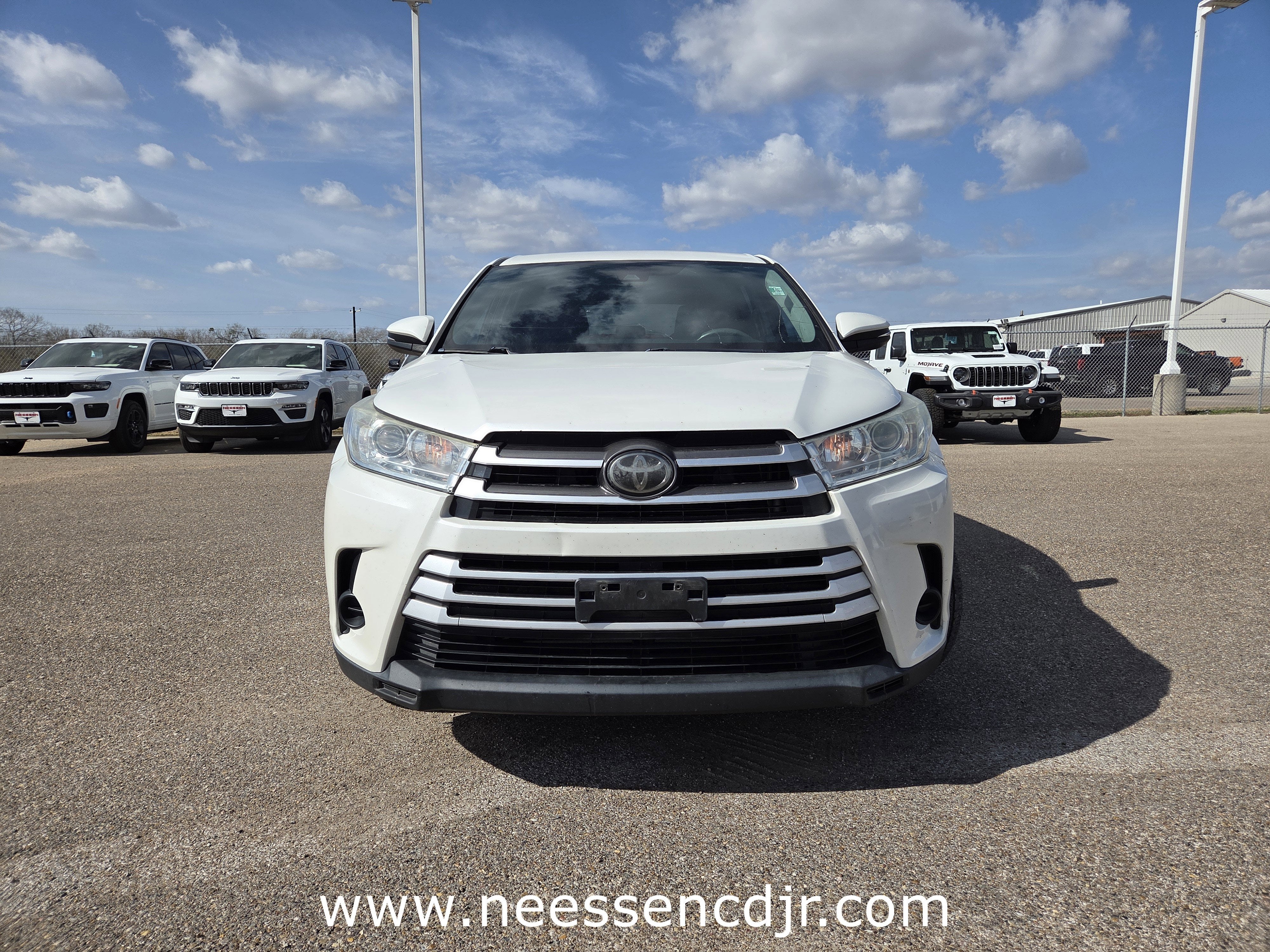 2018 Toyota Highlander LE