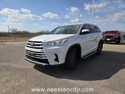 2018 Toyota Highlander LE