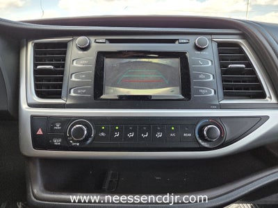 2018 Toyota Highlander LE