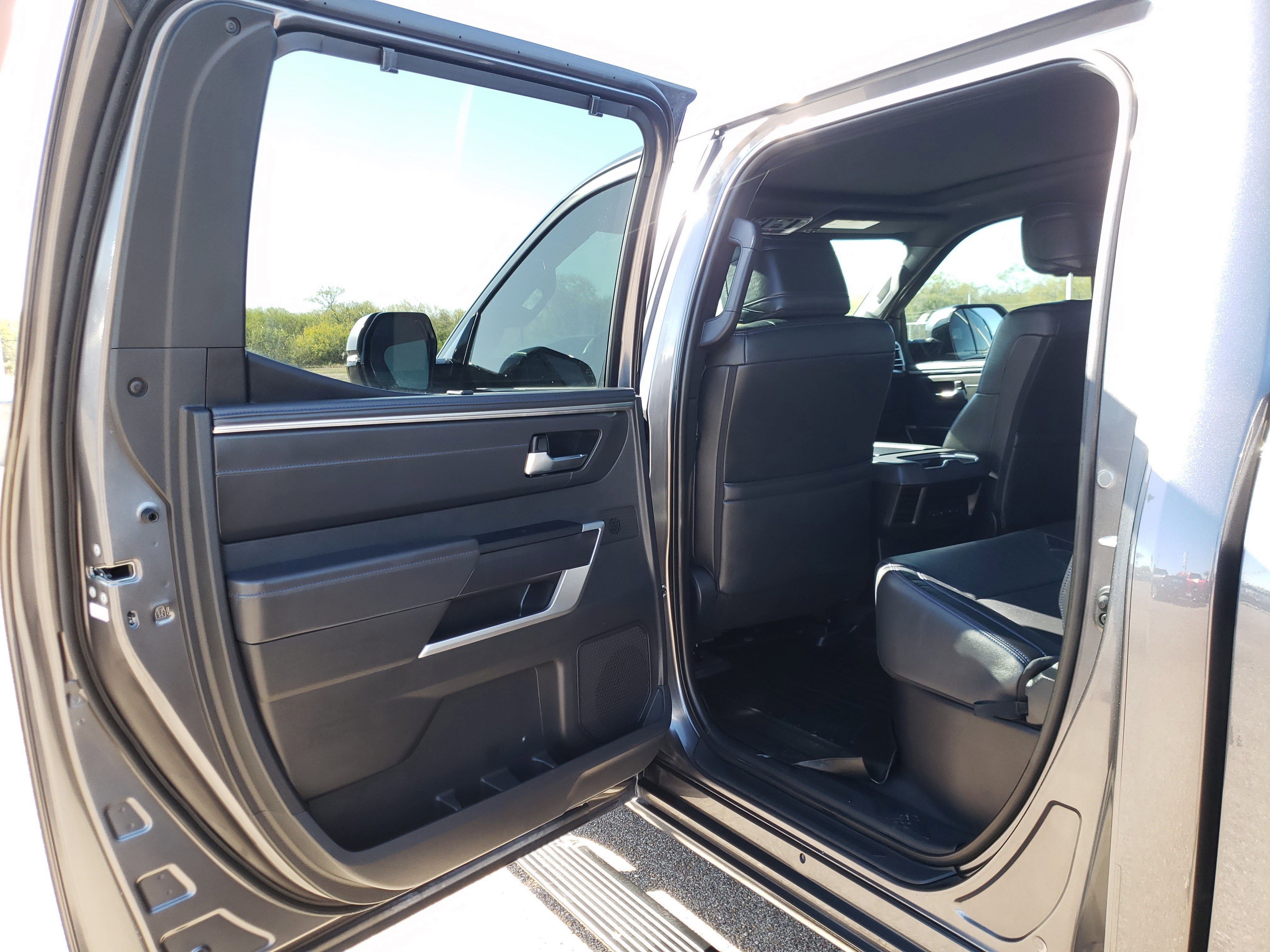 2025 Toyota Tundra 4WD Platinum