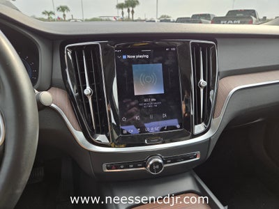 2024 Volvo S60 Plus Dark Theme