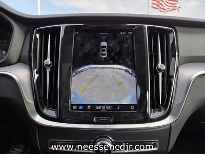 2024 Volvo S60 Core Dark Theme