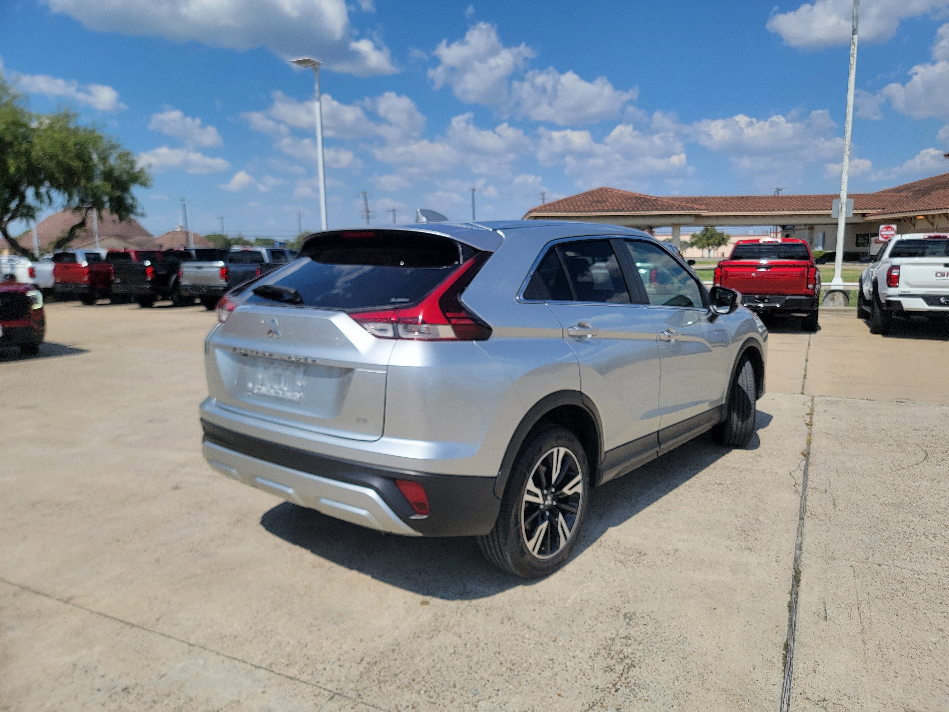 2024 Mitsubishi Eclipse Cross SE
