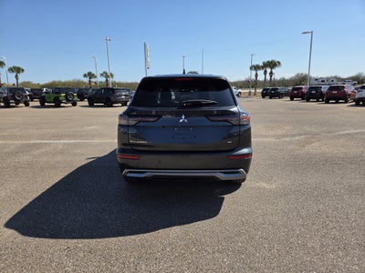 2025 Mitsubishi Outlander SE