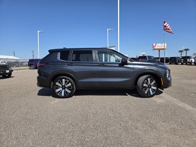 2025 Mitsubishi Outlander SE