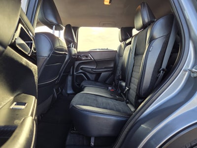 2024 Mitsubishi Outlander SE Black Edition