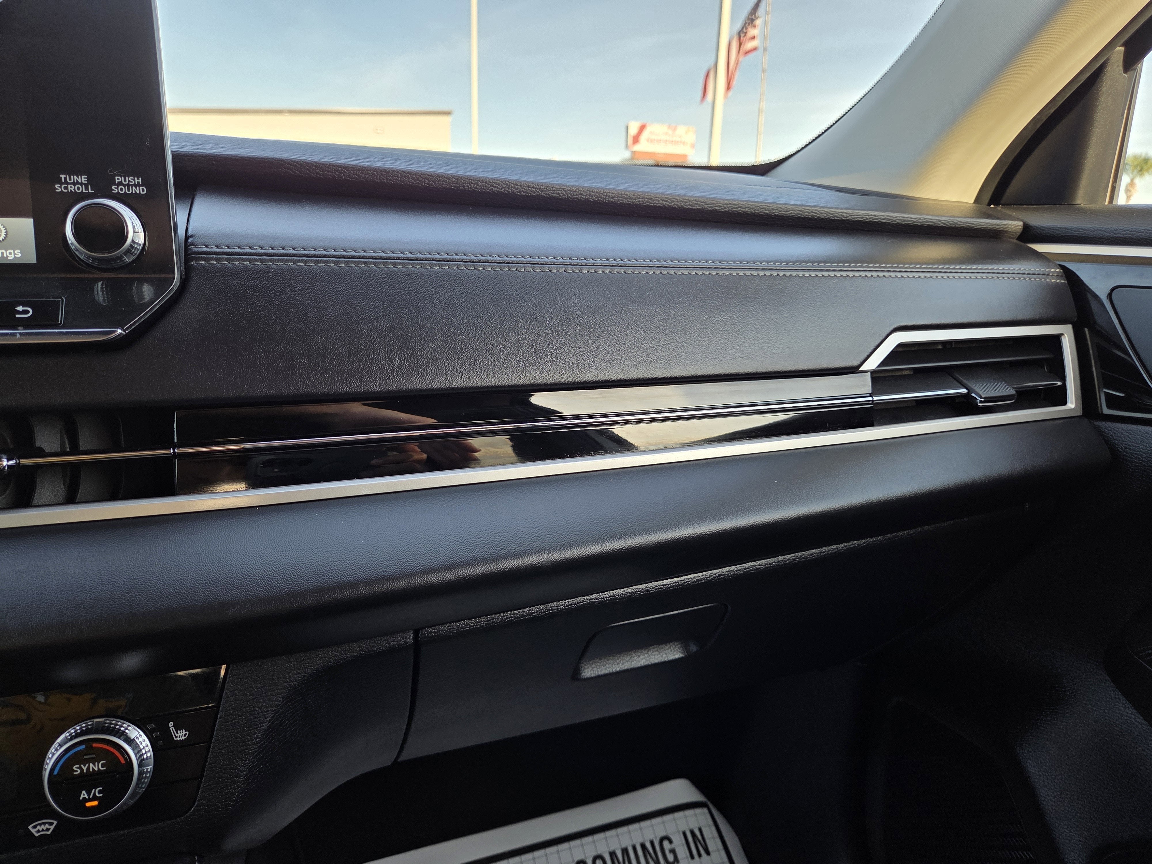 2024 Mitsubishi Outlander SE Black Edition