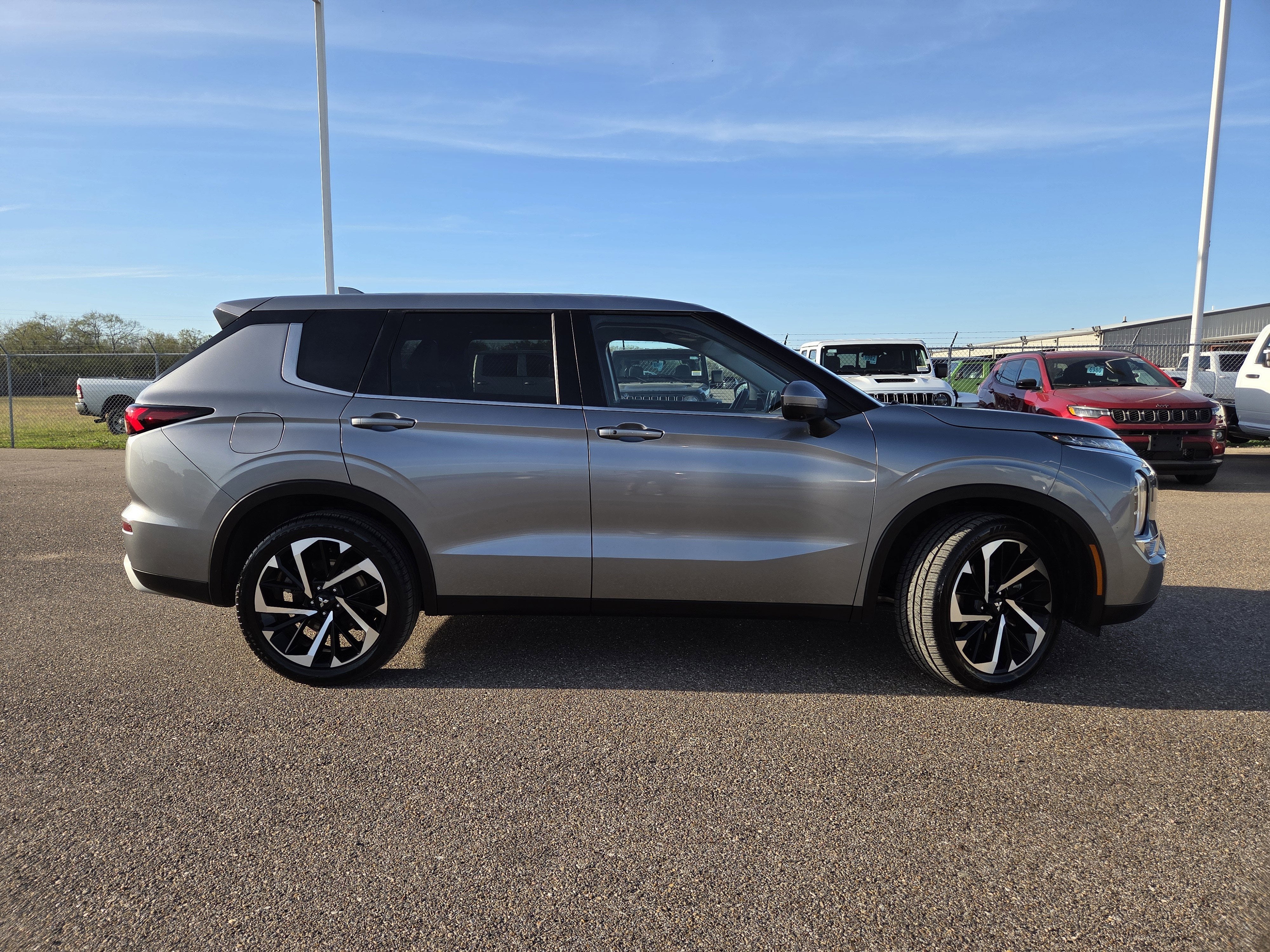 2024 Mitsubishi Outlander SE Black Edition