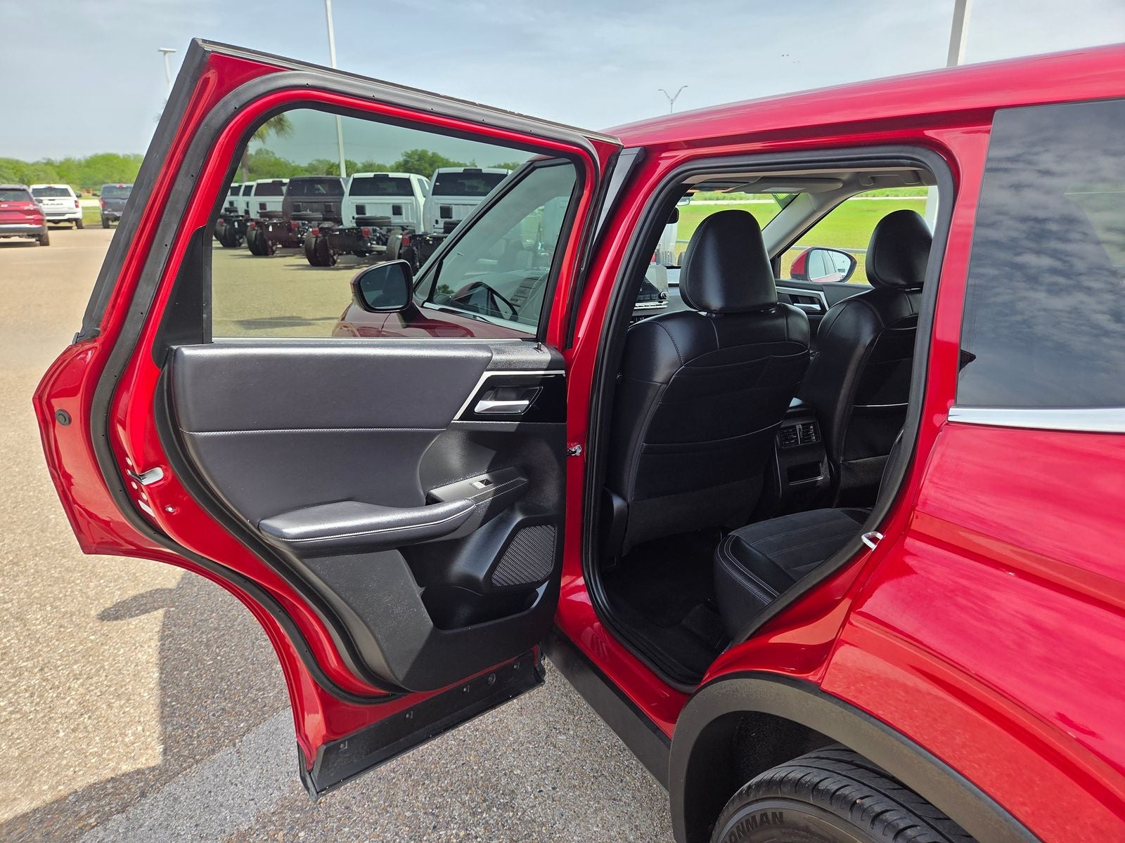 2024 Mitsubishi Outlander SE Black Edition