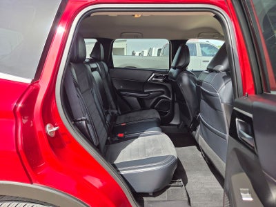 2024 Mitsubishi Outlander SE Black Edition