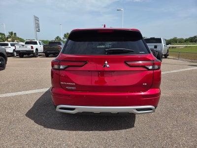 2024 Mitsubishi Outlander SE Black Edition
