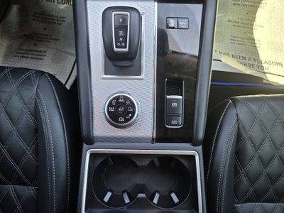 2024 Mitsubishi Outlander Plug-In Hybrid SEL Black Edition