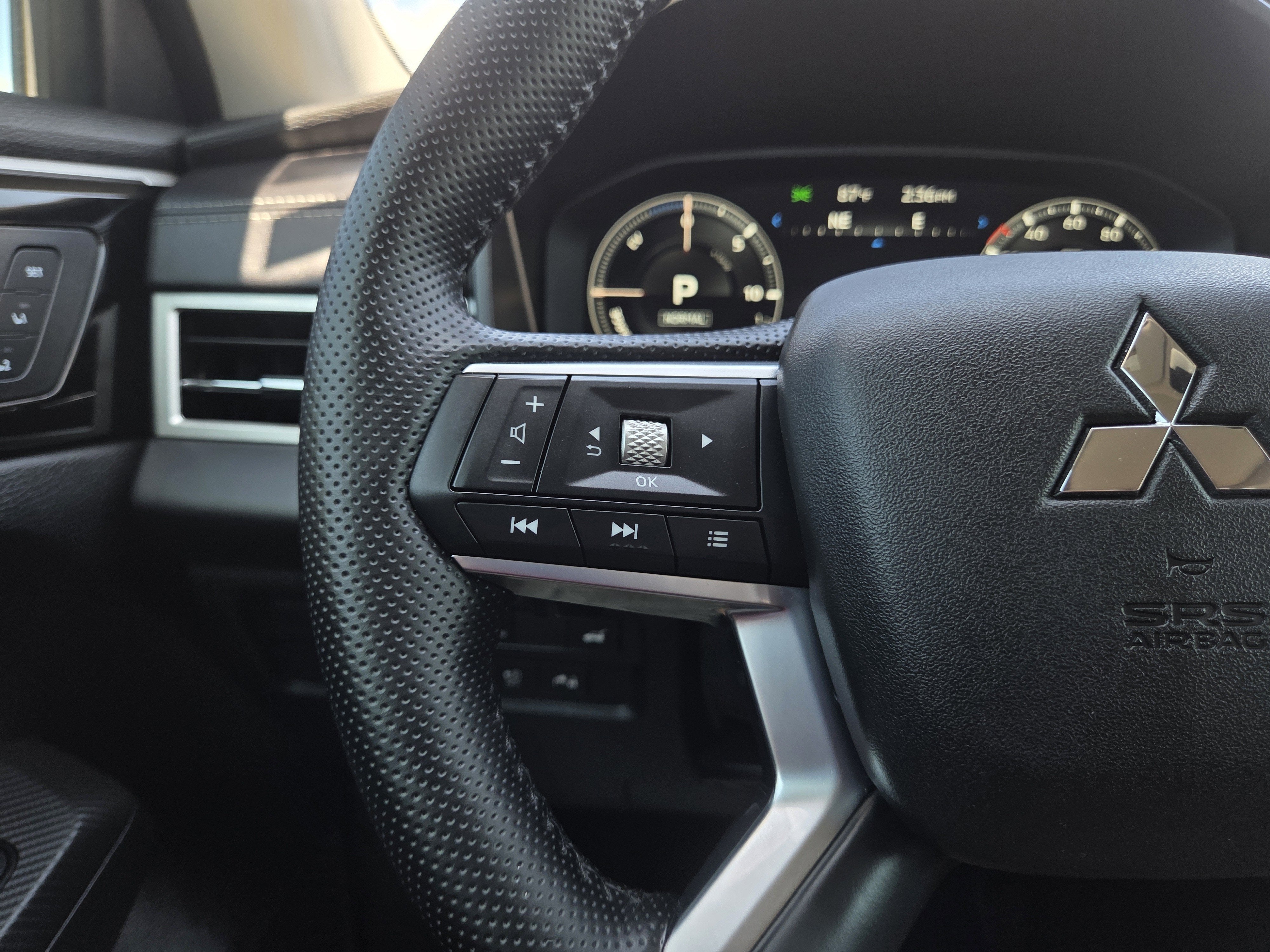 2024 Mitsubishi Outlander Plug-In Hybrid SEL Black Edition