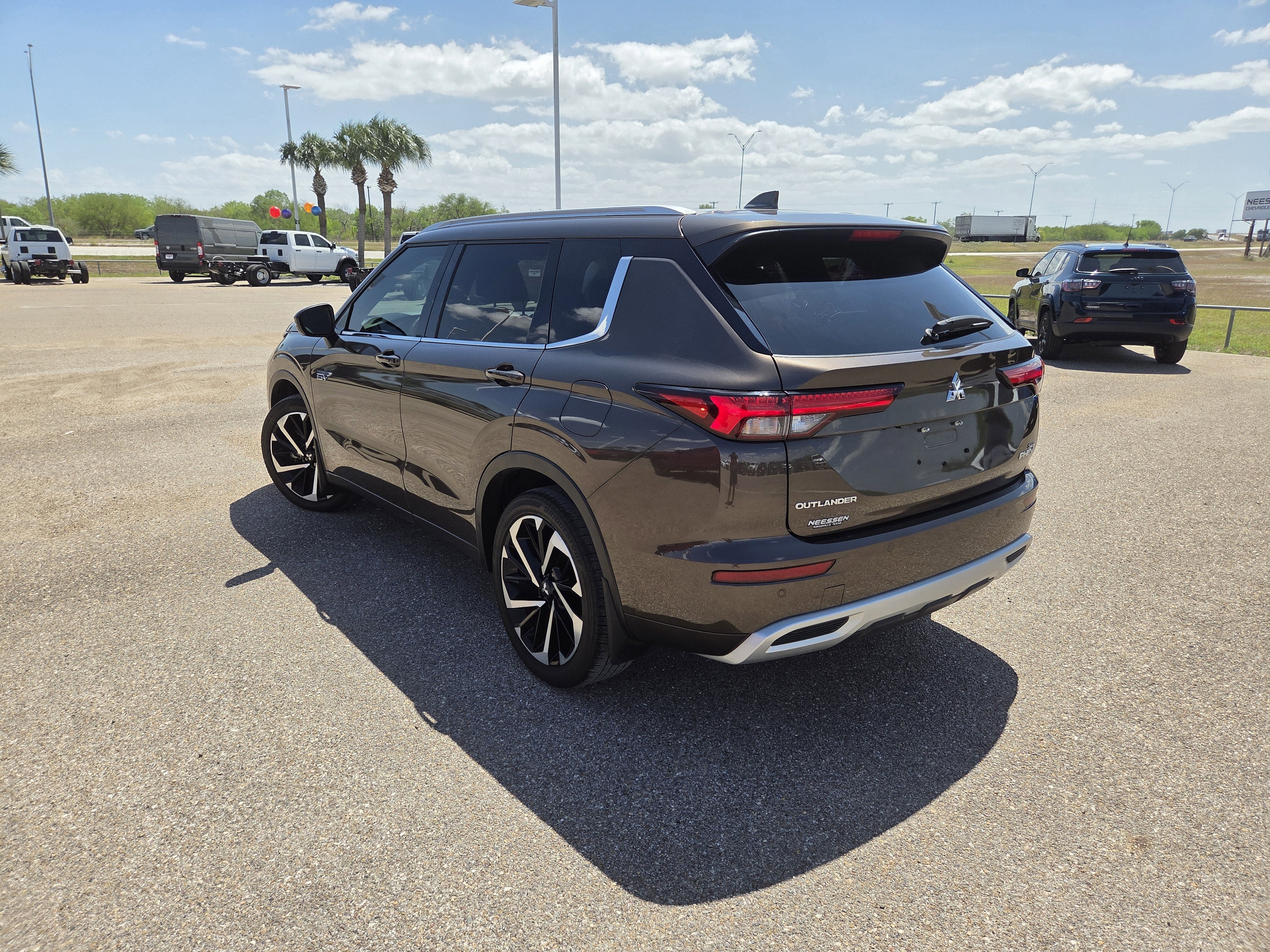 2024 Mitsubishi Outlander Plug-In Hybrid SEL Black Edition