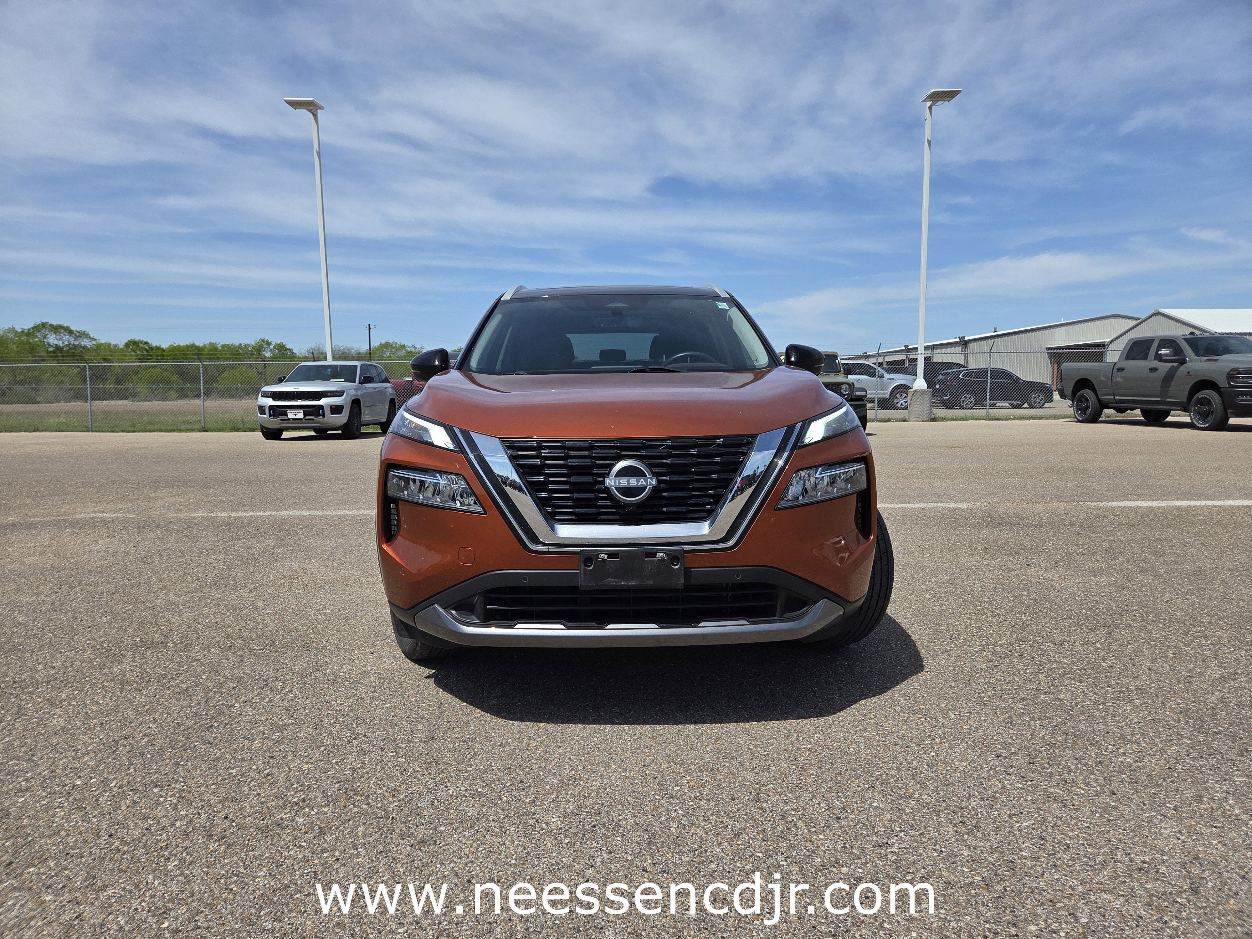2023 Nissan Rogue SL