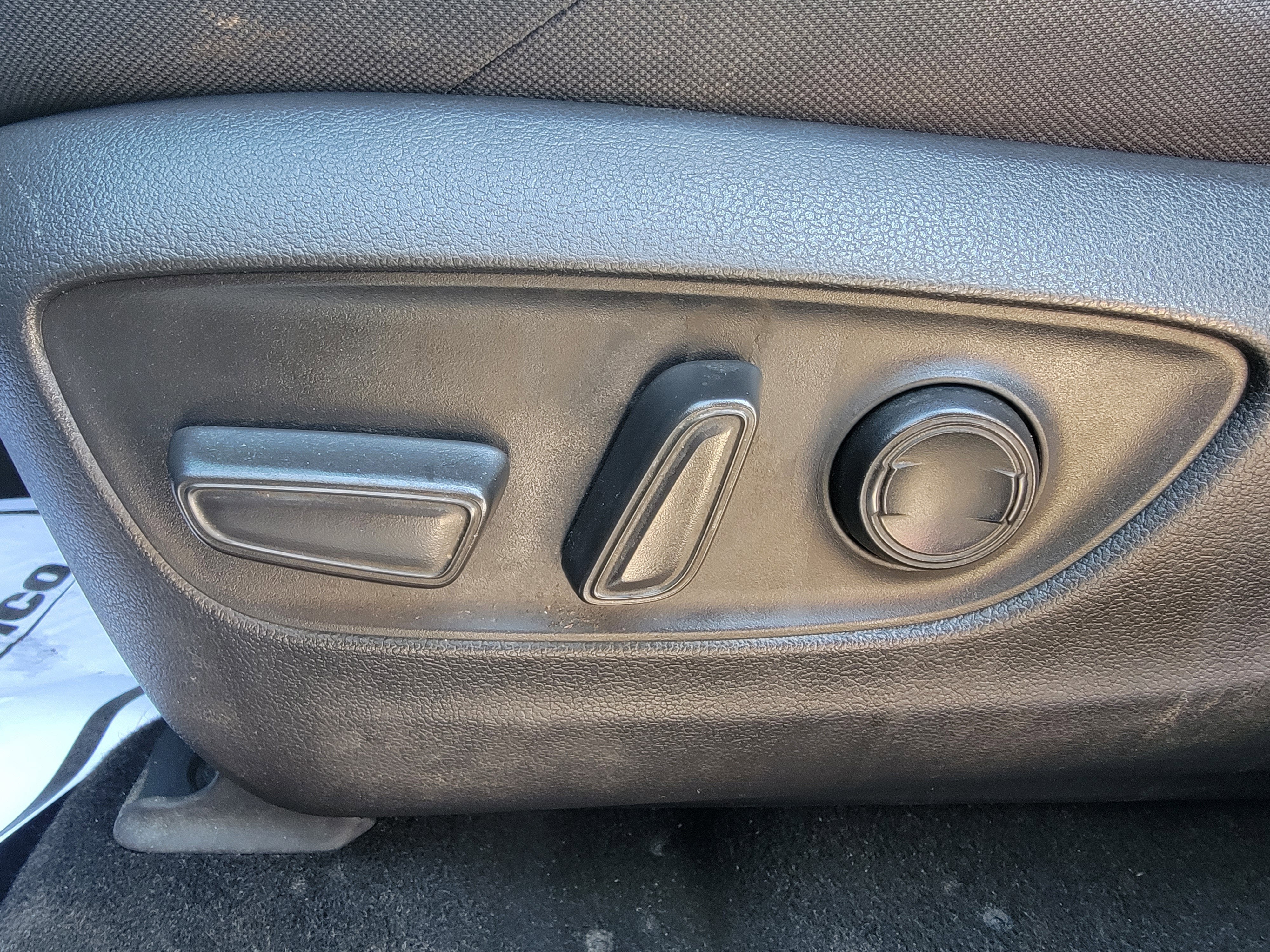 2022 Toyota Venza LE