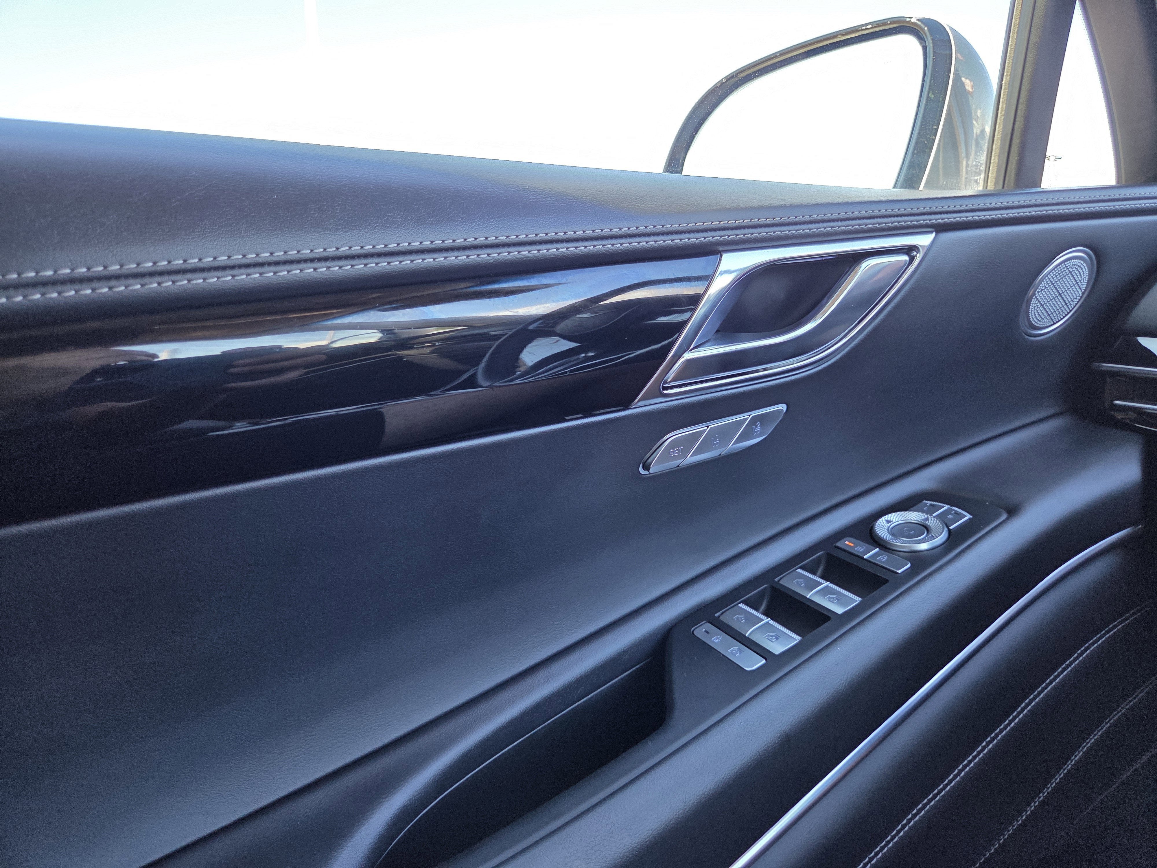 2025 Genesis GV80 Standard