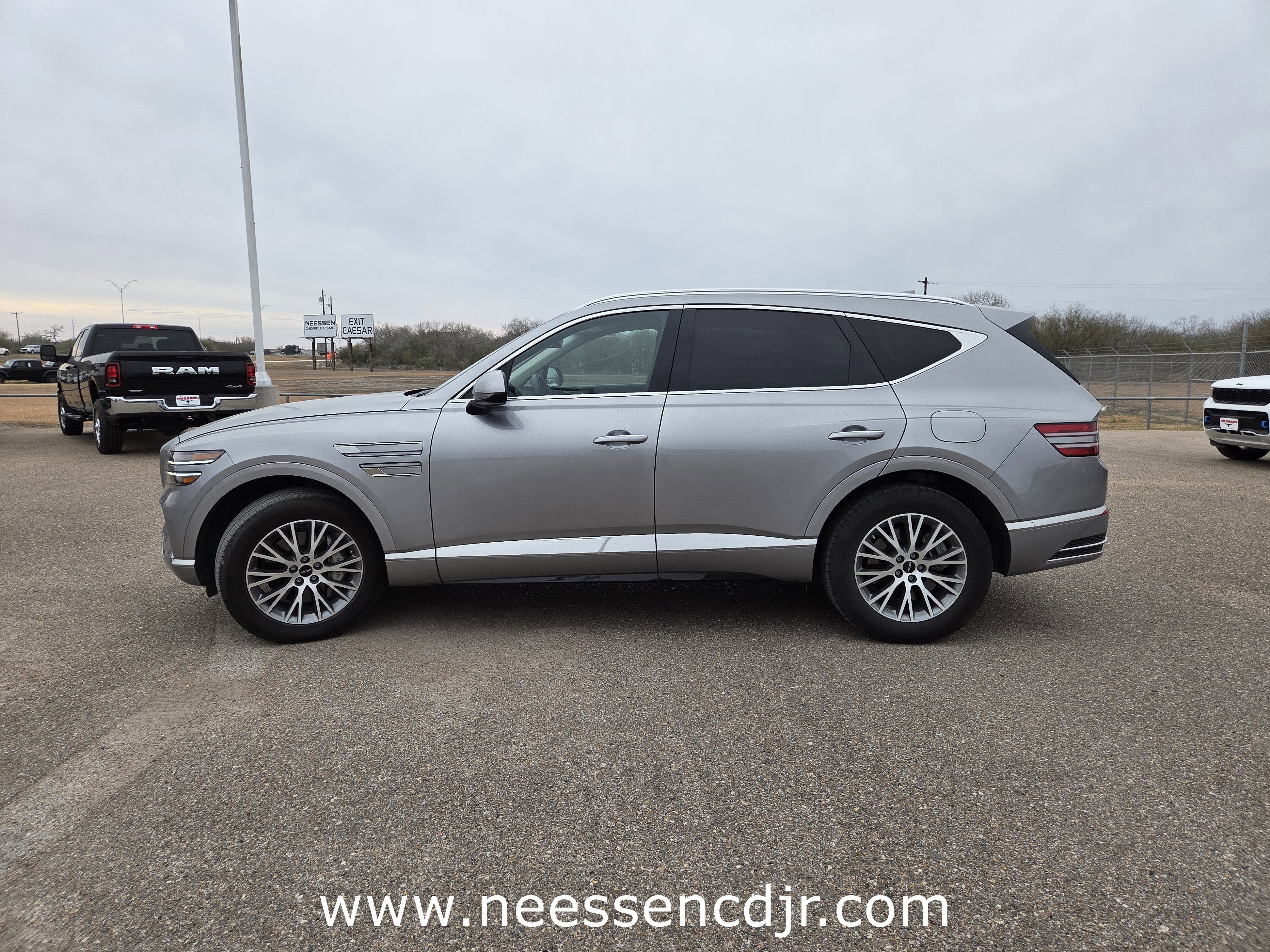 2025 Genesis GV80 Standard