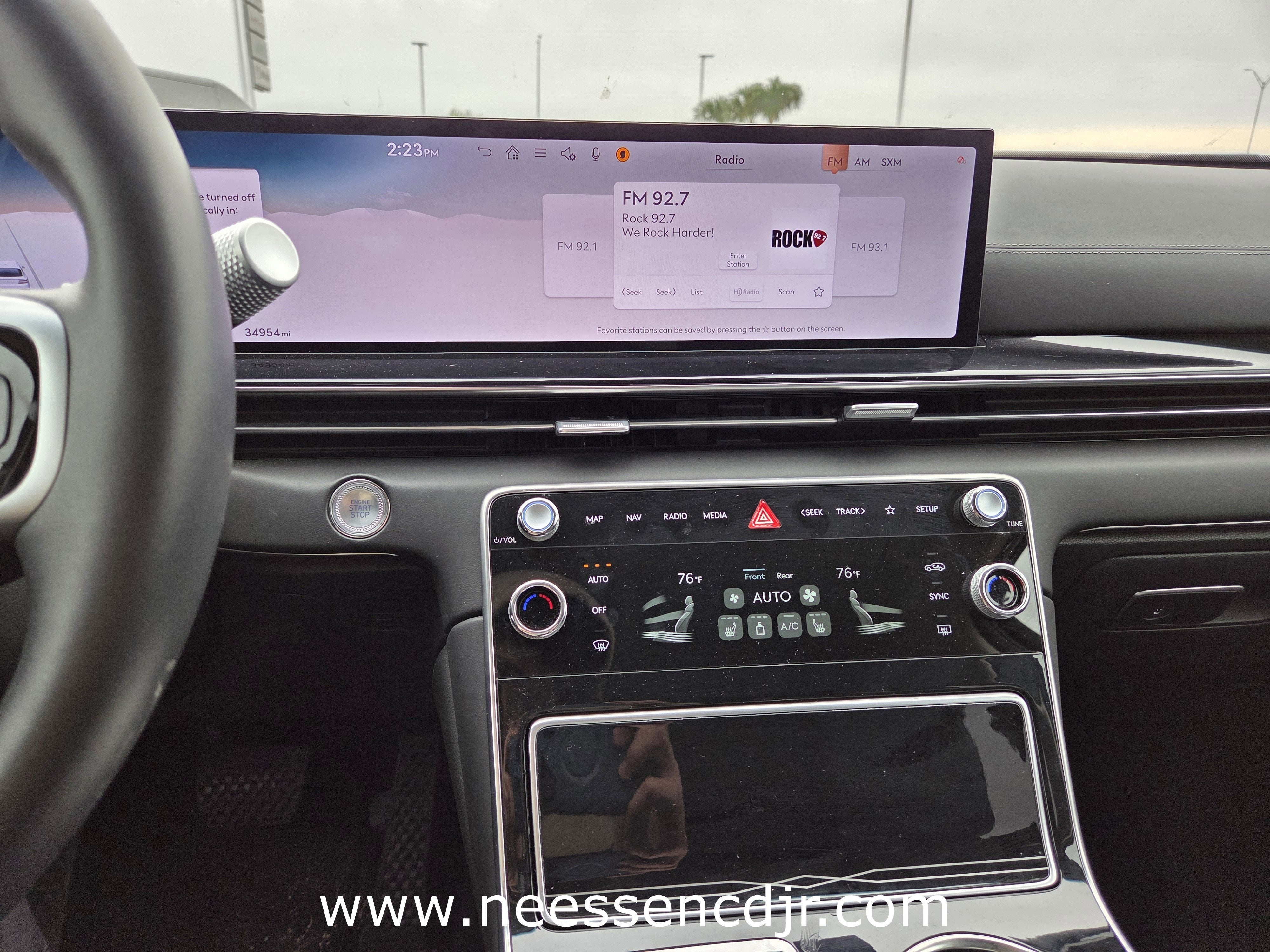 2025 Genesis GV80 Standard