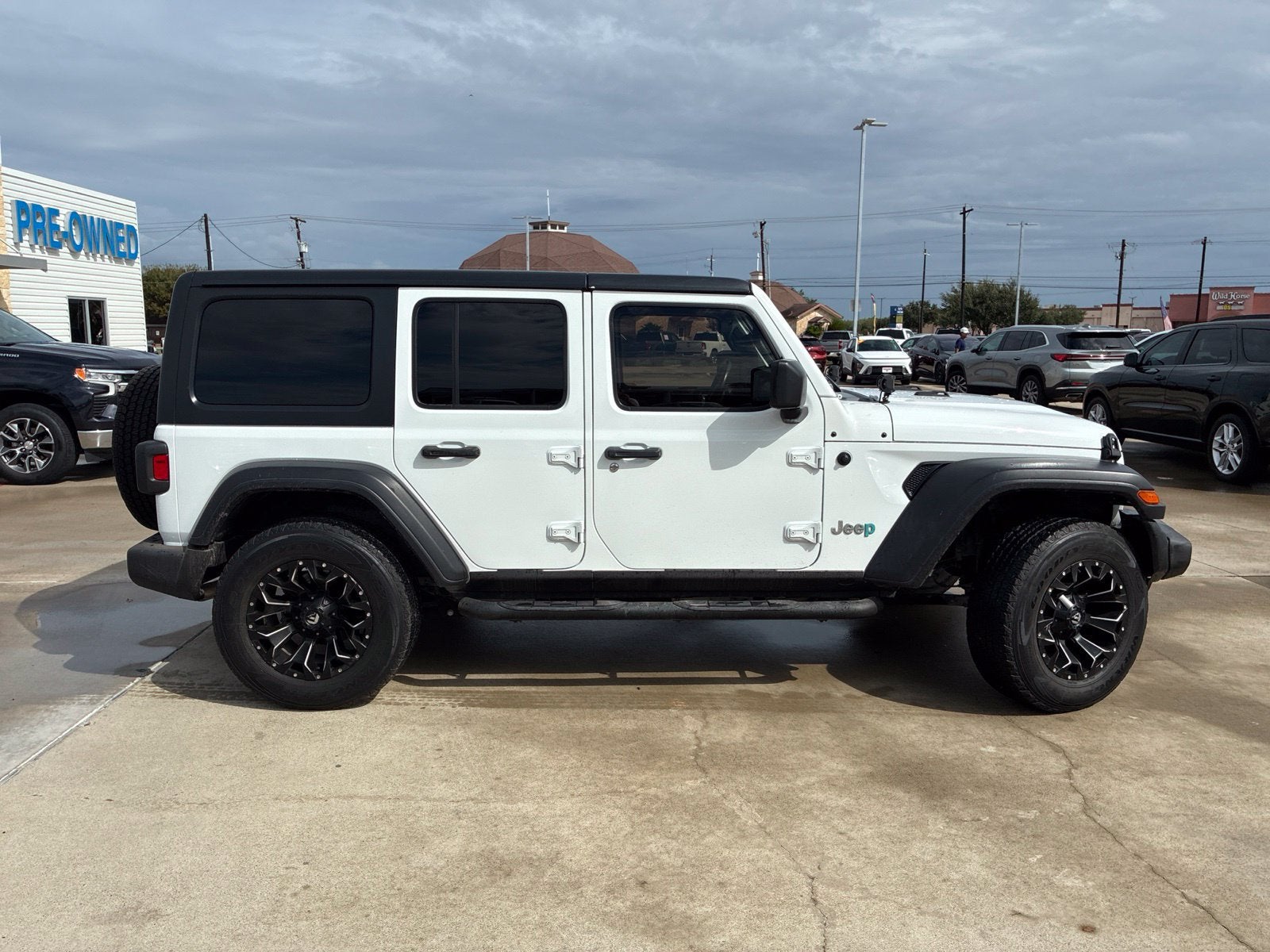 2020 Jeep WRANGLER UNLIMI Base