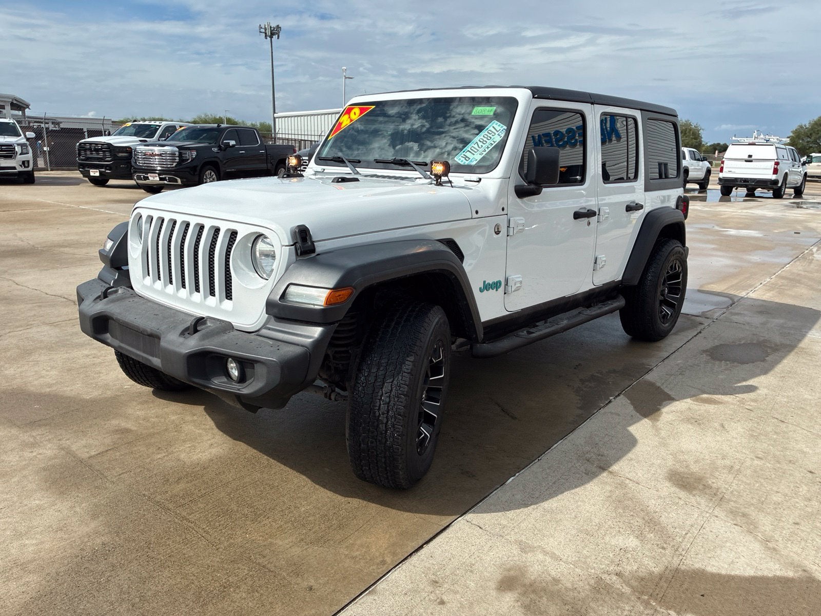 2020 Jeep WRANGLER UNLIMI Base