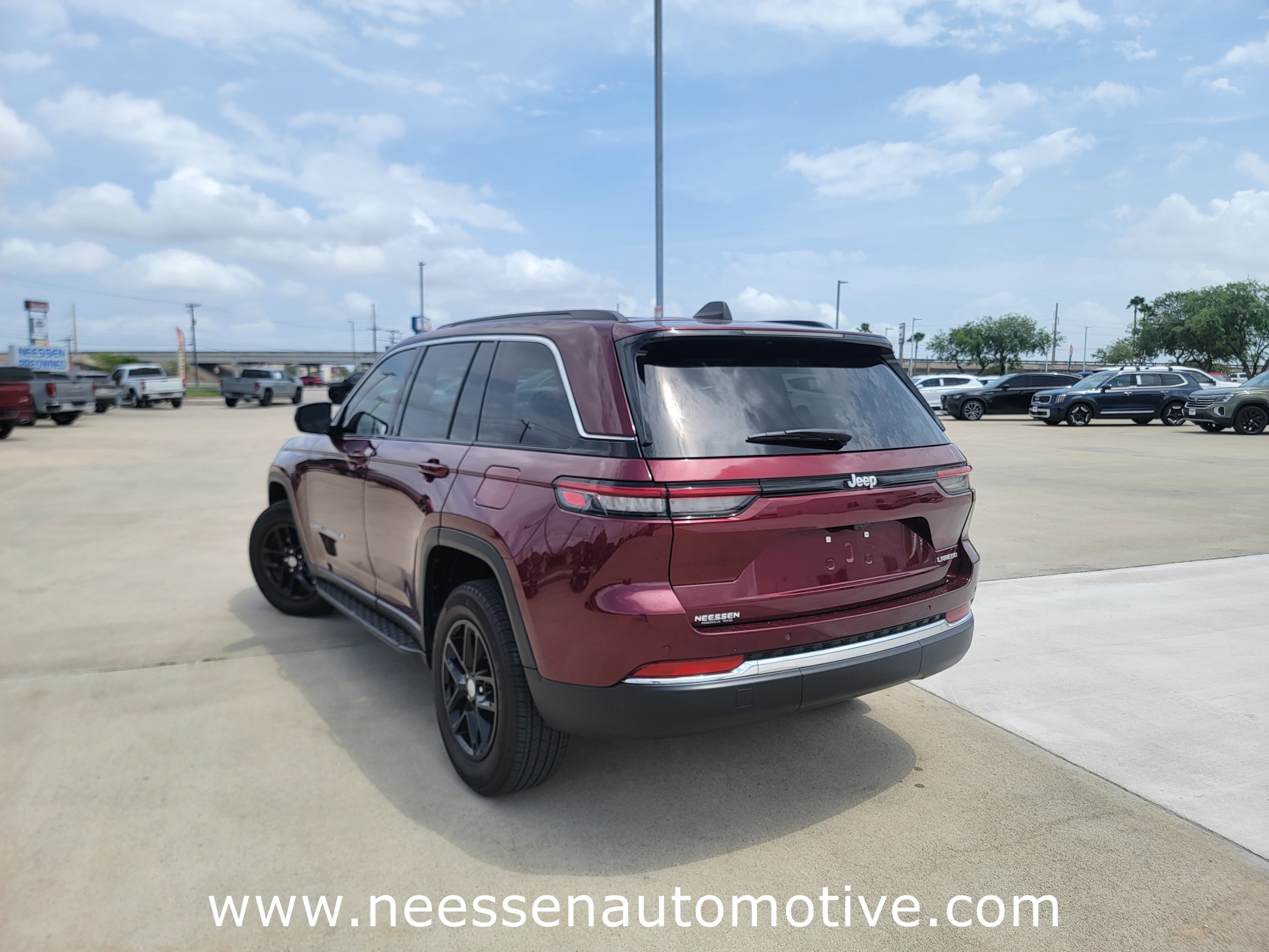 2025 Jeep Grand Cherokee Laredo X