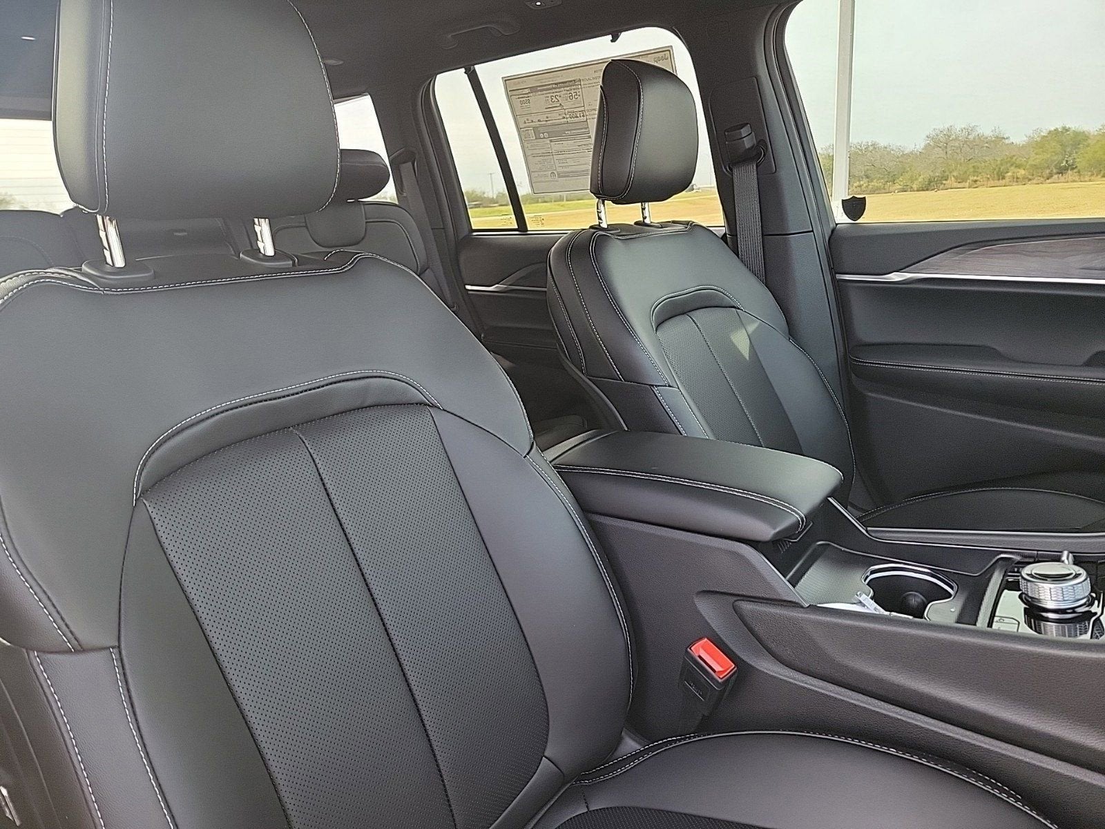 2025 Jeep Grand Cherokee 4xe Anniversary Edition