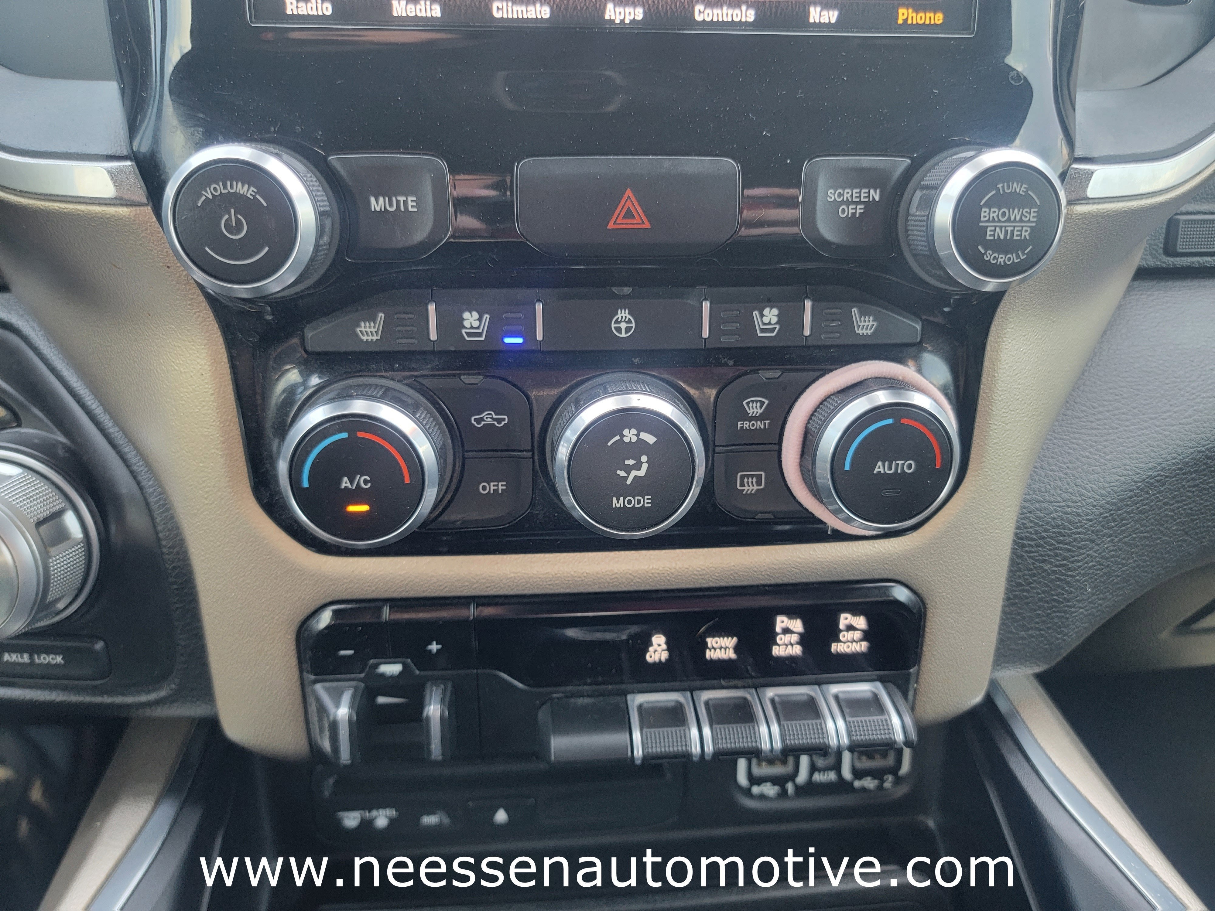 2019 RAM 1500 Laramie