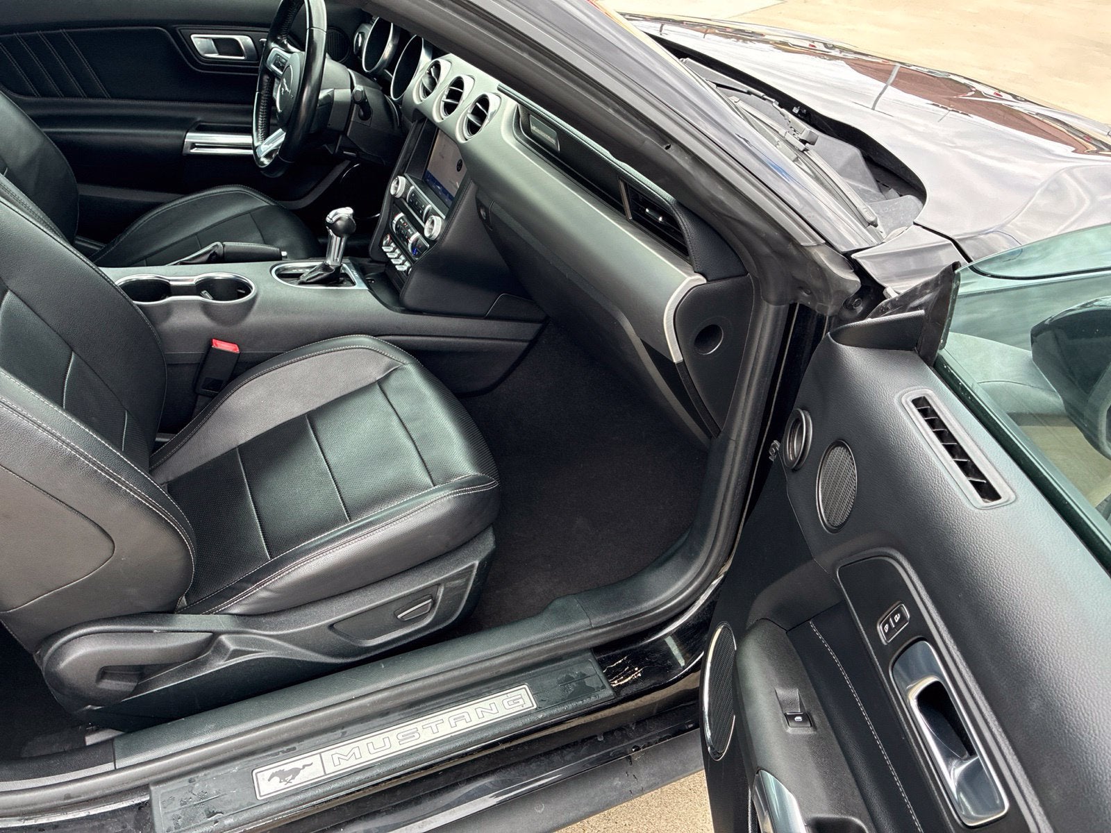 2023 Ford Mustang EcoBoost