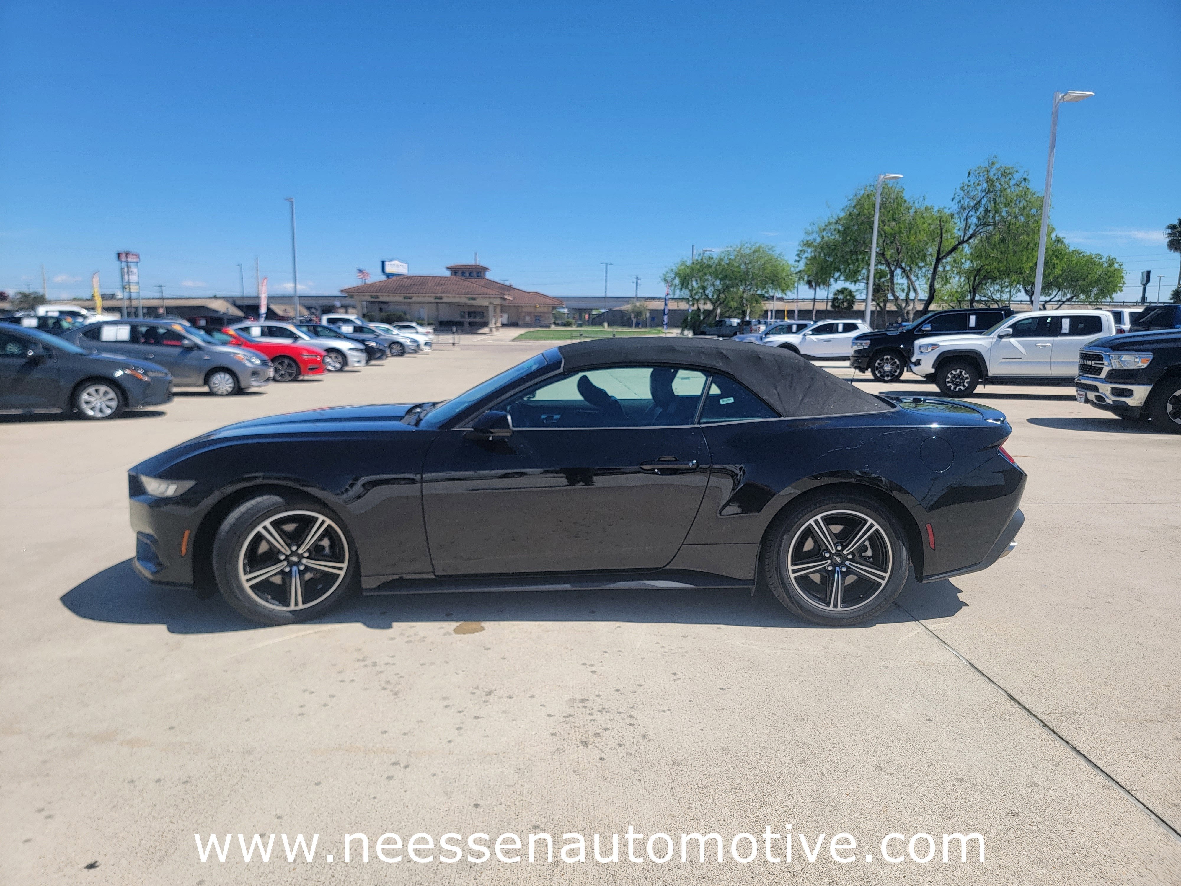 2024 Ford Mustang EcoBoost