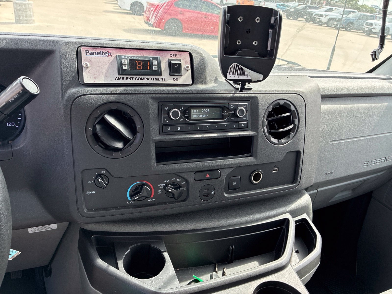 2023 FORD TRUCK E-SERIES CUTAWA Base