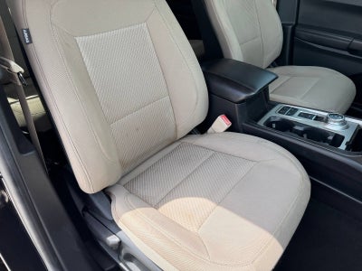 2020 Ford Explorer Base