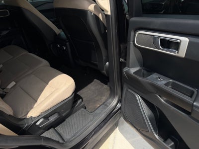 2020 Ford Explorer Base
