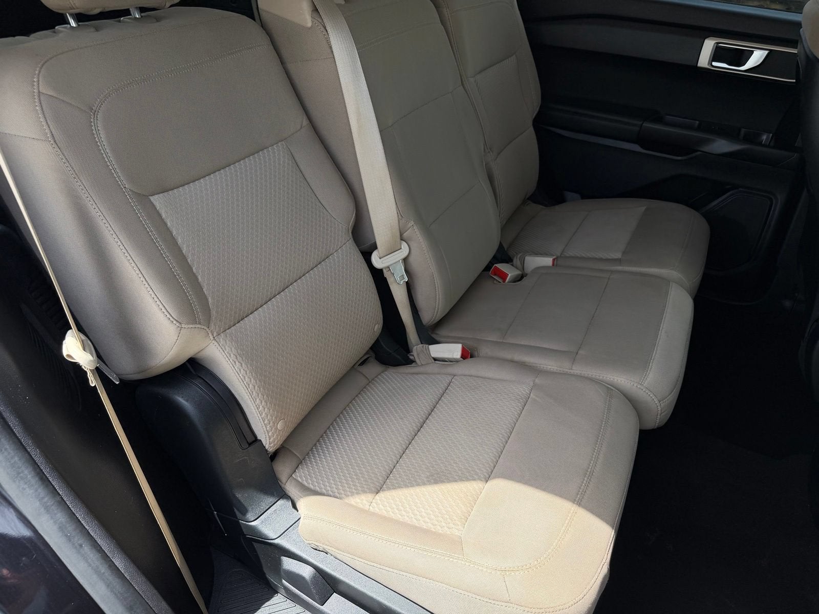 2020 Ford Explorer Base