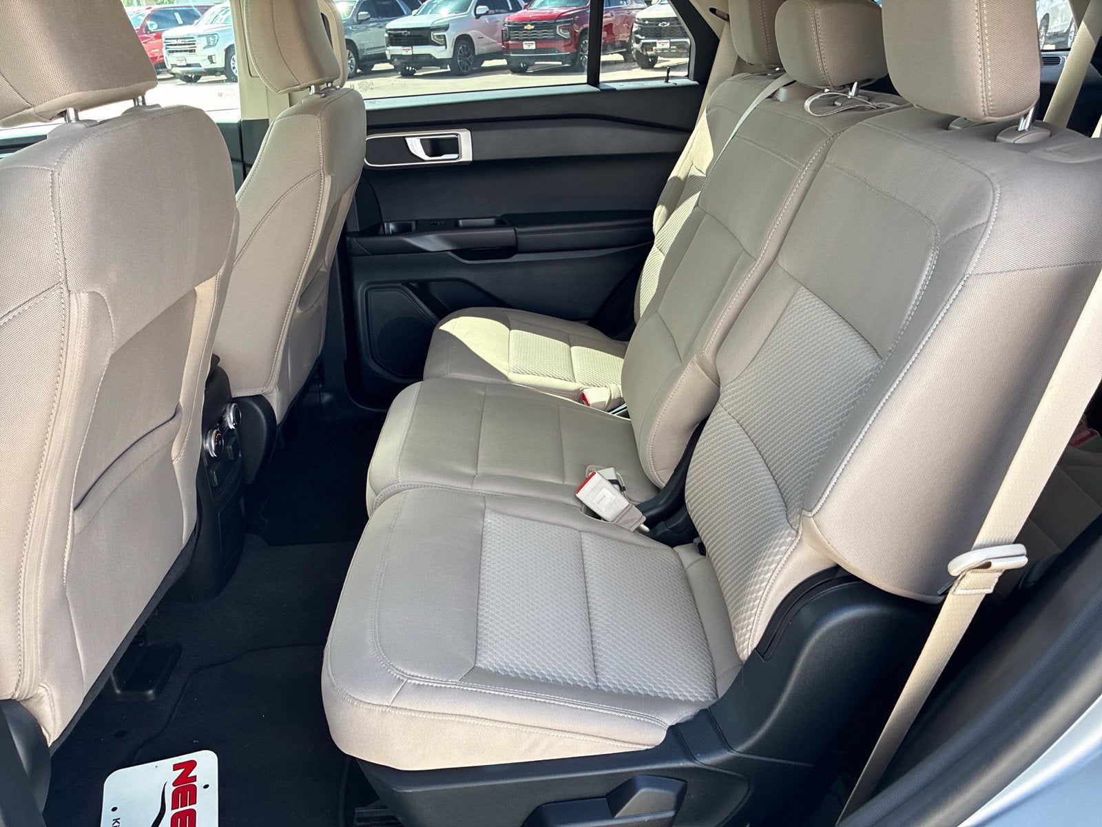 2021 Ford Explorer Base