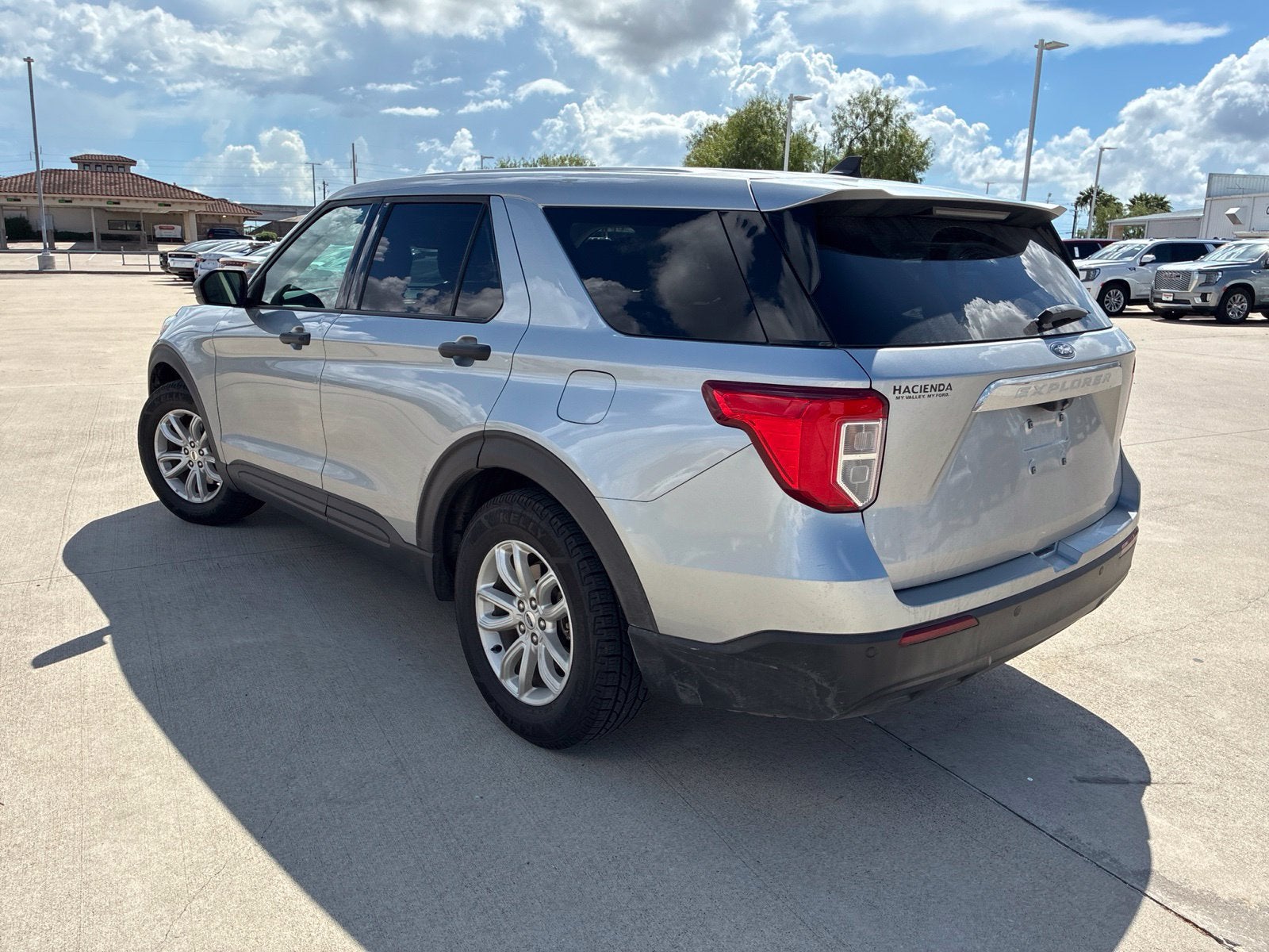 2021 Ford Explorer Base