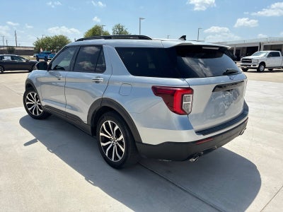 2022 Ford Explorer ST-Line