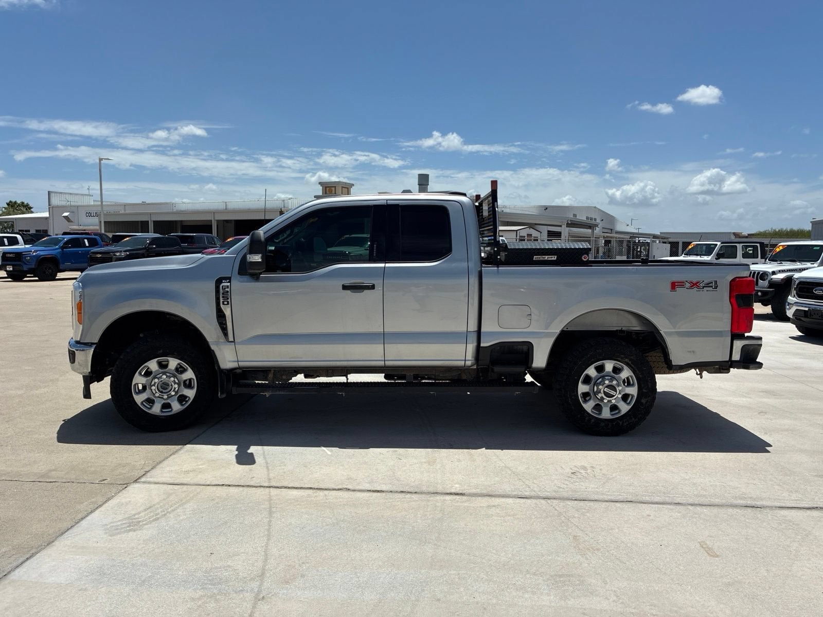 2023 Ford Super Duty F-250 SRW XL