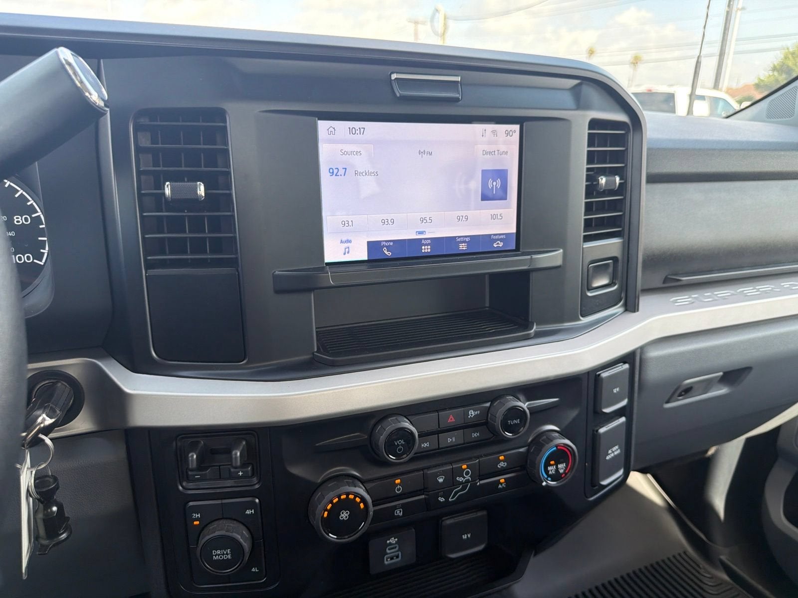 2025 Ford Super Duty F-350 DRW XLT
