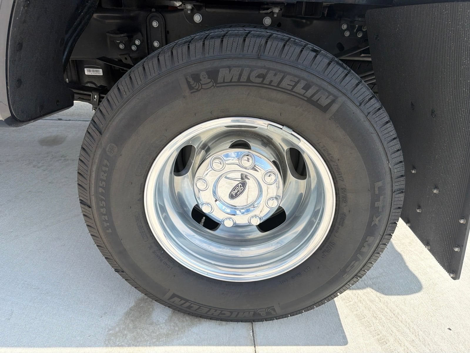 2025 Ford Super Duty F-350 DRW XLT