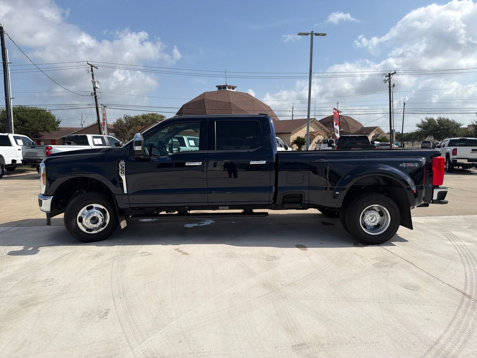 2025 Ford Super Duty F-350 DRW XLT