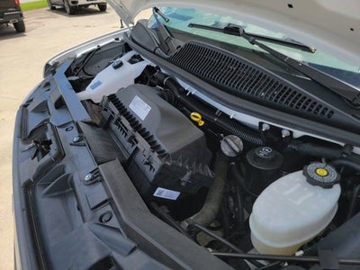 2025 Chevrolet Express Passenger 1LT