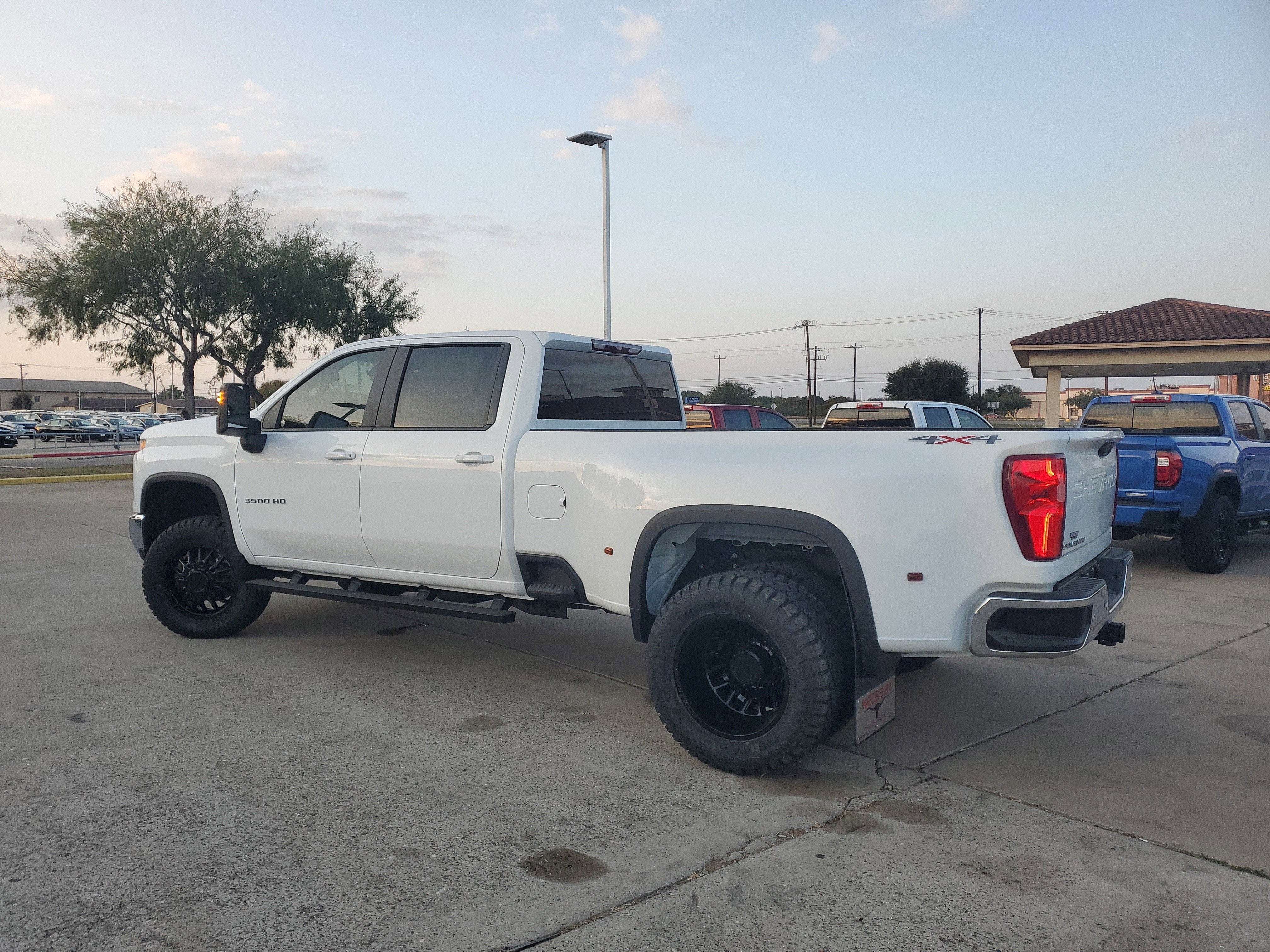 2026 Chevrolet Silverado 3500 HD LT DRW