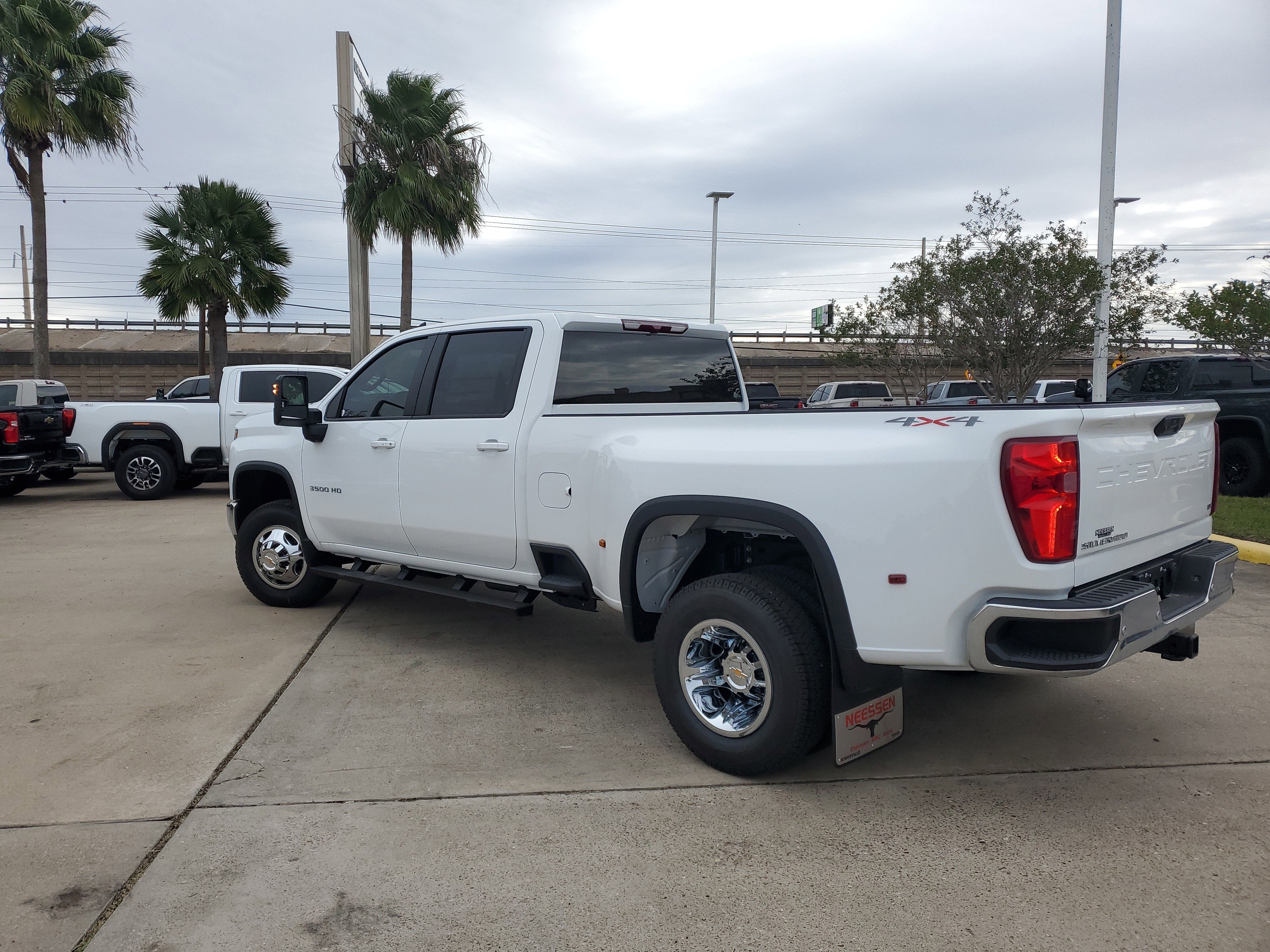 2026 Chevrolet Silverado 3500 HD LT DRW