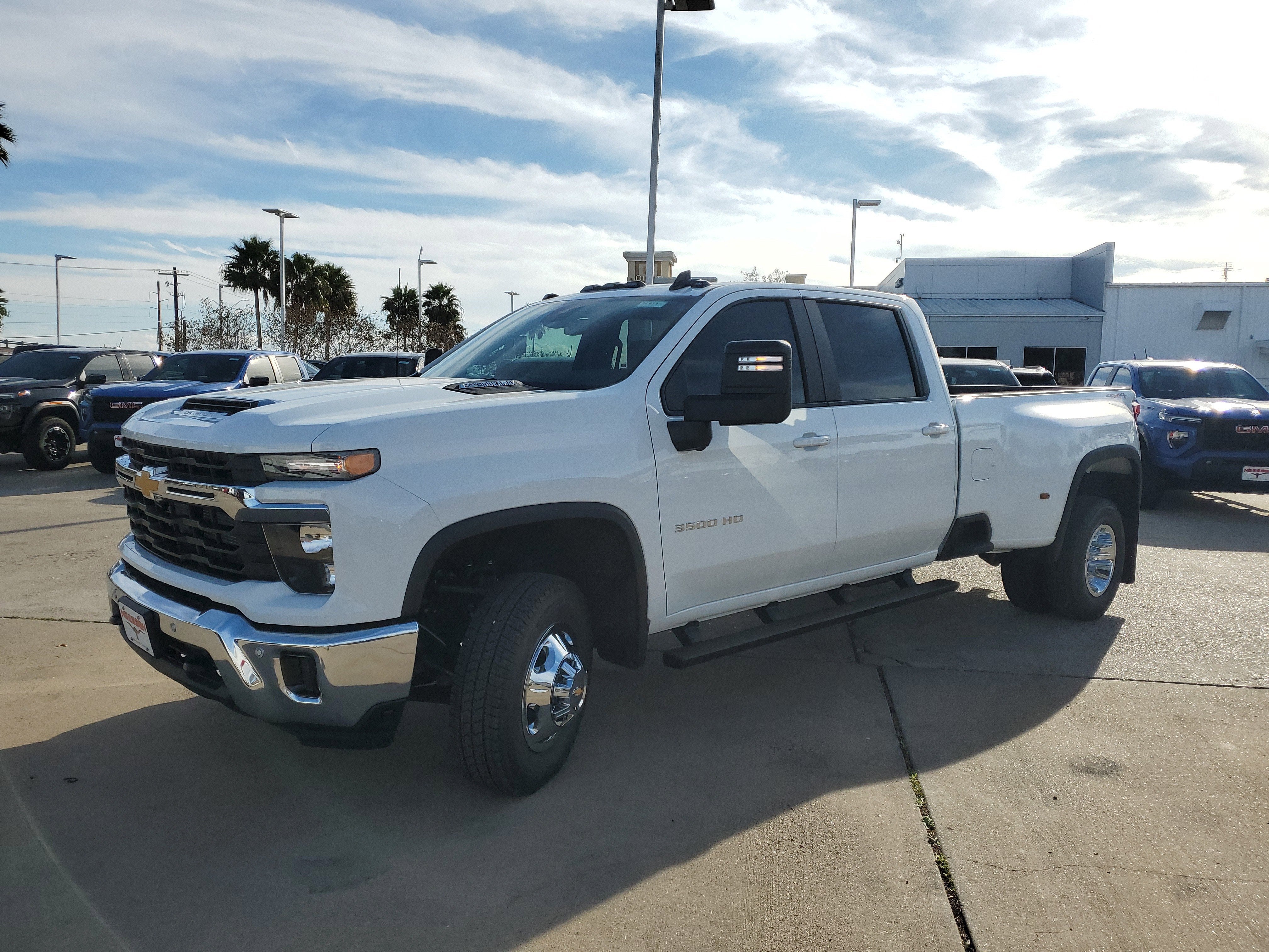 2026 Chevrolet Silverado 3500 HD LT DRW